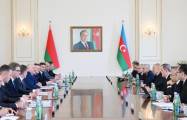  Erweitertes Treffen zwischen Ilham Aliyev und Alexander Lukaschenko beginnt 