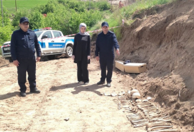   Menschliche Überreste in Chodschali gefunden  