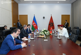 Aserbaidschan und Marokko schaffen die Visaregelung ab