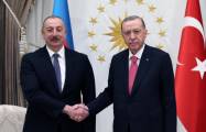   Recep Tayyip Erdogan gratulierte dem Präsidenten Aserbaidschans zum Unabhängigkeitstag  