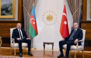   Persönliches Treffen zwischen Präsidenten der Türkei und Aserbaidschans beginnt  