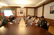   Aserbaidschan und Österreich besprechen Ausbau der militärischen Beziehungen  