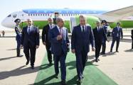  Präsident von Usbekistan ist in Aserbaidschan eingetroffen  