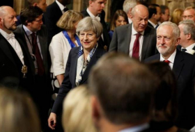 May will bei Brexit-Deal auf Sorgen der Wirtschaft hören