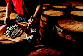Whiskey-Brenner bestreiken Jim Beam