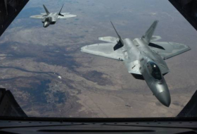 US-Koalition fliegt Luftschläge in Deir-Ez-Zor: Dutzende Tote – Medien