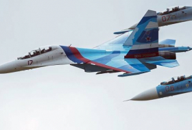 Medien berichten über Annäherung zwischen Su-27 und US-Flugzeug