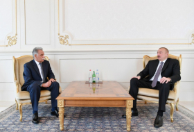 Präsident Aliyev empfängt Afghanistans Botschafter zur Entgegennahme seines Beglaubigungsschreibens