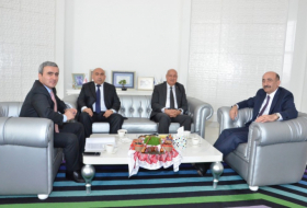  Aserbaidschan und ISESCO diskutieren über gemeinsame Kooperationsprojekte 
