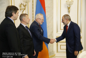 Nikol Paschinjan diskutiert Karabach mit Ko-Vorsitzenden