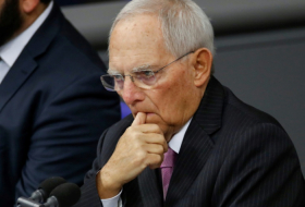 Schäuble: Staat hat Gefahr durch Terror von Rechts unterschätzt