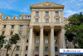  Aserbaidschanisches Außenministerium reagiert auf Macron 