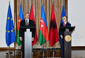  Präsidenten Aserbaidschans und Albaniens gaben Presseerklärungen ab  