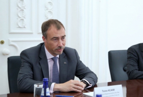     Toivo Klaar:   „Aserbaidschans Präsident bekennt sich zum Siedlungsformat der EU“  
