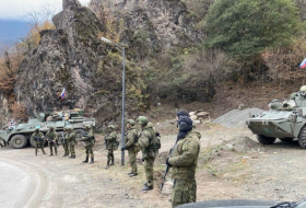  Aserbaidschan beginnt mit der Überwachung der Gebiete, in denen vorübergehend russische Friedenstruppen stationiert sind 