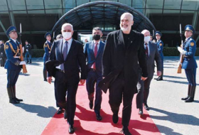   Besuch des Ministerpräsidenten Albaniens in Aserbaidschan ist zu Ende  