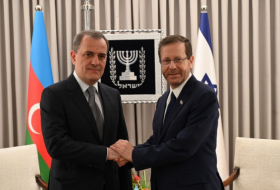 Israelischer Präsident gratulierte dem aserbaidschanischen Außenminister zur Eröffnung der Botschaft 
