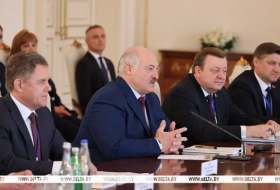   Lukaschenko bot an, bei der Wiederherstellung der von der Besatzung befreiten Gebiete zu helfen  