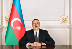  Präsidenten von Aserbaidschan und Belarus besichtigten die während der Besatzung in Schuscha erschossenen Statuen 