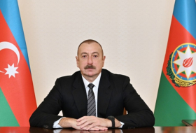  İrischer Präsident gratulierte dem Leader Aserbaidschans 