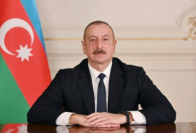   Präsident Ilham Aliyev gratulierte seinem vietnamesischen Kollegen  
