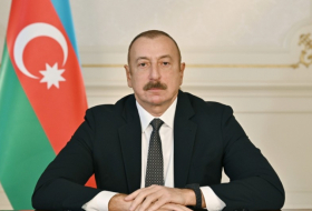  Präsident nahm an der Grundsteinlegung für drei Kraftwerke in Aserbaidschan teil  