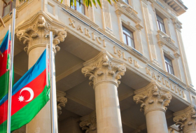  Aserbaidschanisches Außenministerium drückt der Türkei sein Beileid aus 