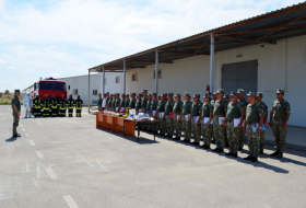   Leiter von Brandschutzteams halten methodische Schulung ab  