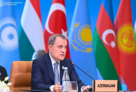   Gespräche über die Unterzeichnung des Entwurfs eines Friedensabkommens mit Armenien dauern an  