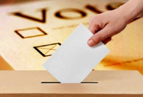   Zentrale Wahlkommission prüft Anträge von Parteien auf Registrierung ihrer bevollmächtigten Vertreter  