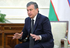   Usbekischer Präsident reist zu Arbeitsbesuch nach Aserbaidschan  