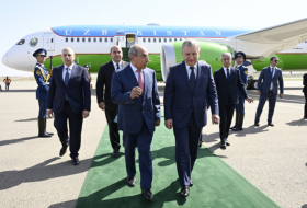   Präsident von Usbekistan ist in Aserbaidschan eingetroffen  