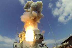 Russische Fregatten und U-Boot feuern sechs Kalibr-Raketen auf IS-Objekte in Syrien