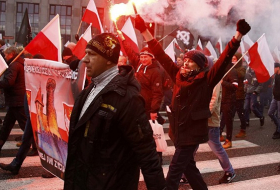 Zehntausende Nationalisten marschieren in Warschau