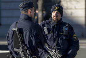Doch „Migrantenvorfall“: Stockholmer Polizei eröffnet Feuer auf Protestler - VIDEO