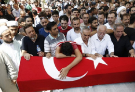Türkei: Putschisten leisten auch Sonntag noch Widerstand
