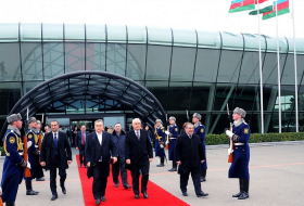 Präsident von Afghanistan beendet seinen Staatsbesuch in Aserbaidschan