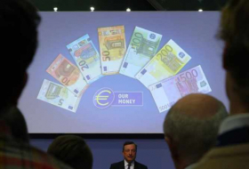 EZB-Präsident will vorerst an Kurs der Geldflut festhalten