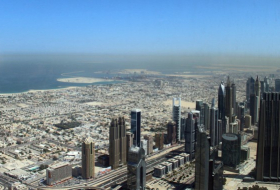 Wolkenkratzer in Flammen, Dubai feiert trotzdem mit Riesen-Feuerwerk