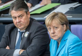 Gabriel kritisiert Merkels Flüchtlingspolitik
