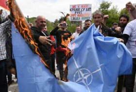 Montenegro beschließt Nato-Beitritt