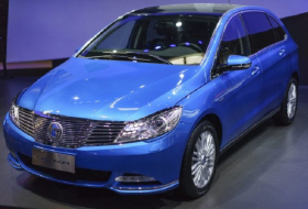 Daimler baut neue Generation von Elektroauto mit China