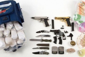 Berlin: Polizei findet 2,6 Kilo Heroin in Schulranzen