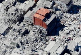 Analyse des Erdbebens: Italien zerbricht
