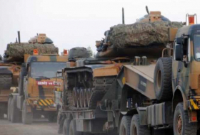 Türkische Streitkräfte verstärken Kontingente an der Grenze zu Syrien