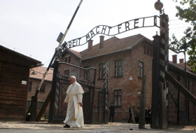 “Tag des Leidens“: Papst Franziskus besucht früheres KZ Auschwitz