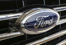 Ford ruft Hunderttausende Autos zurück