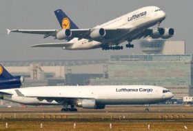 Absturz und Streik: Lufthansa legt Zahlen für 2015 vor