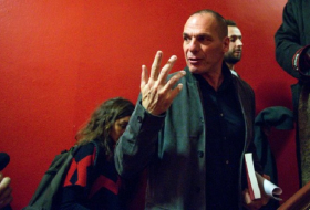 Varoufakis ruft zu zivilem Ungehorsam in ganz Europa auf