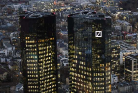 Deutsche Bank schreibt wieder rote Zahlen